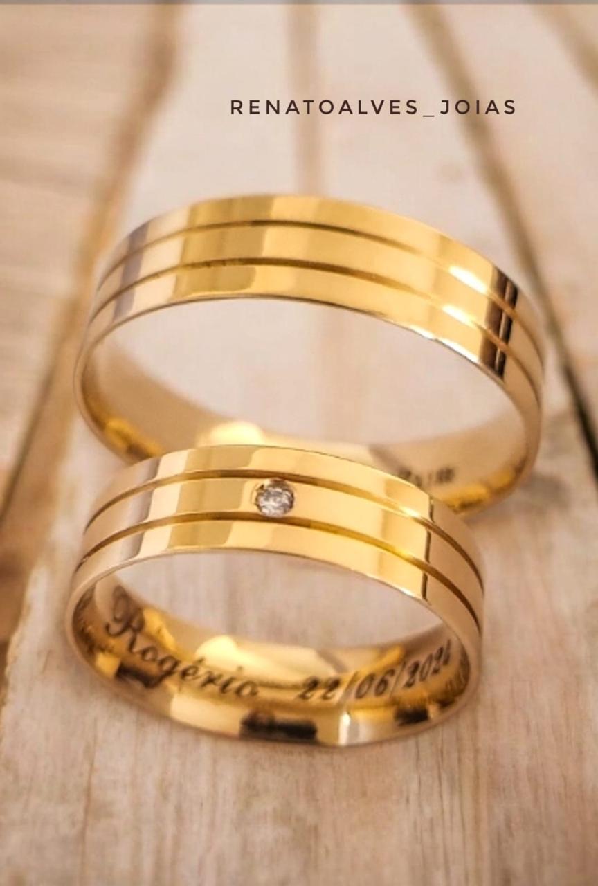 Par de alianças ouro amarelo